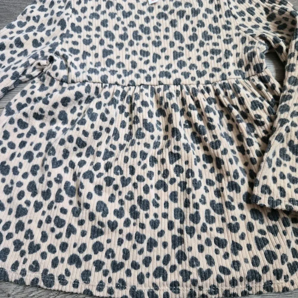 Cat & Jack Girls Ribbed Knit Peplum Shirt Leggings Set Beige Leopard Heart 4T 5T